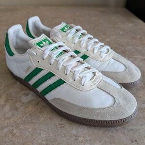 adidas gazelle silver green womens Adidas Originals main image 0